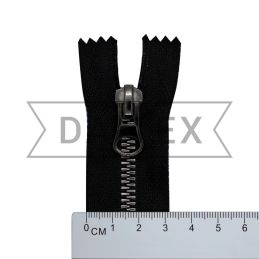 18 cm Plastic zipper N.5 black