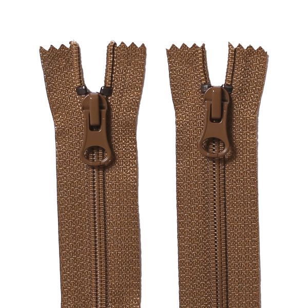 55 cm Nylon zipper #8 (S8) O/E coyote GCC №494R, 1 slider SP matte (oval hole puller), brass stops