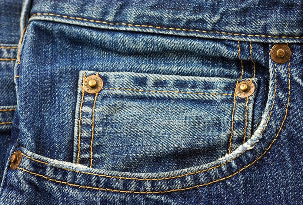 Jeans pockets are well reinforced